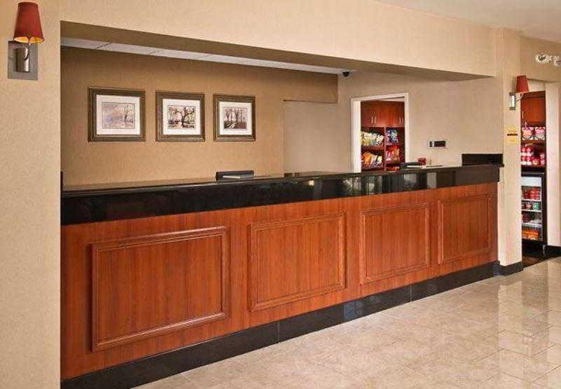 Hotel Courtyard By Marriott Richmond West Dumbarton Interior foto